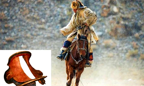 Tìm thấy yên ngựa gỗ cổ nhất thế giới, chuyên gia sốc vì... 