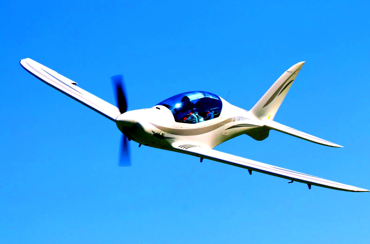 Ukraine nhận máy bay SHARK chuyên chống UAV Nga 