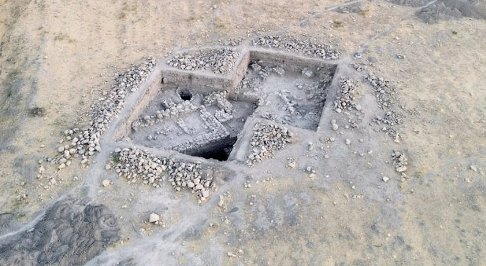 Bí ẩn động trời từ tàn tích tòa nhà 5.000 năm tuổi