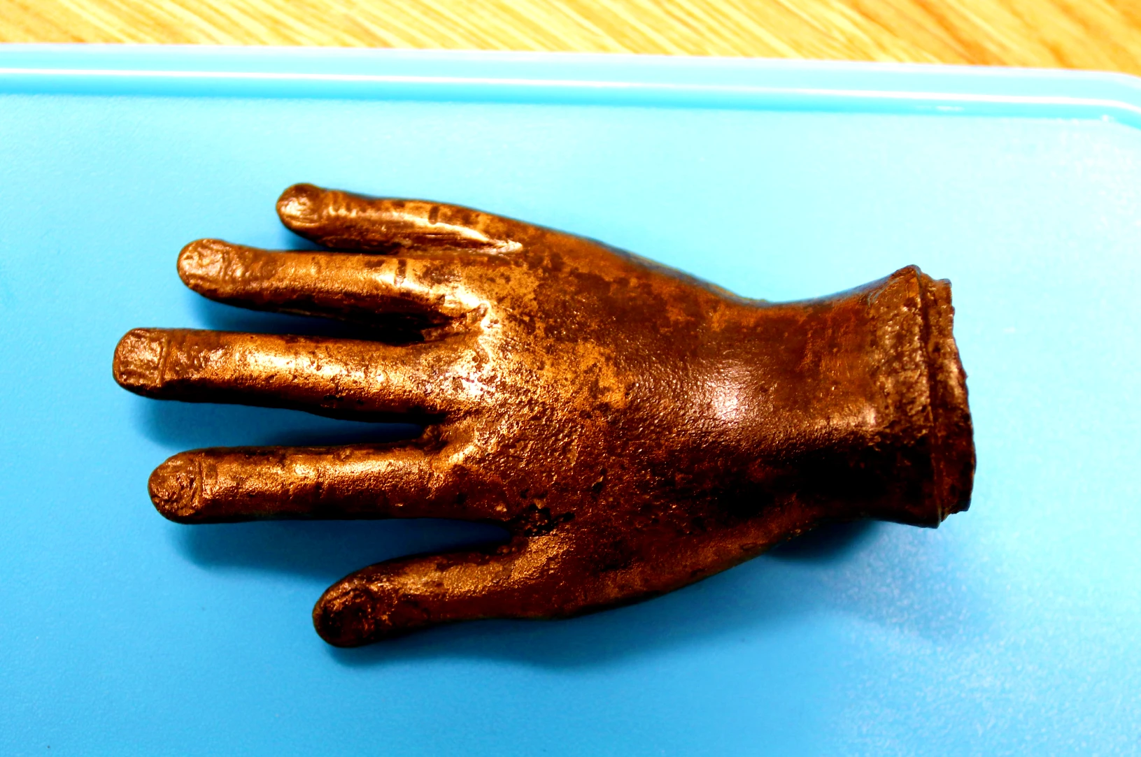 Bí ẩn bàn tay bằng đồng từ đền thờ thần Jupiter