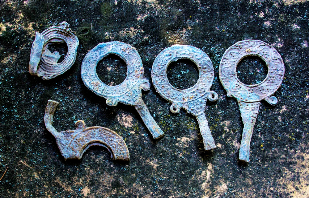 Tìm thấy 5 khung gương quái dị trong biệt thự La Mã cổ, chuyên gia bối rối