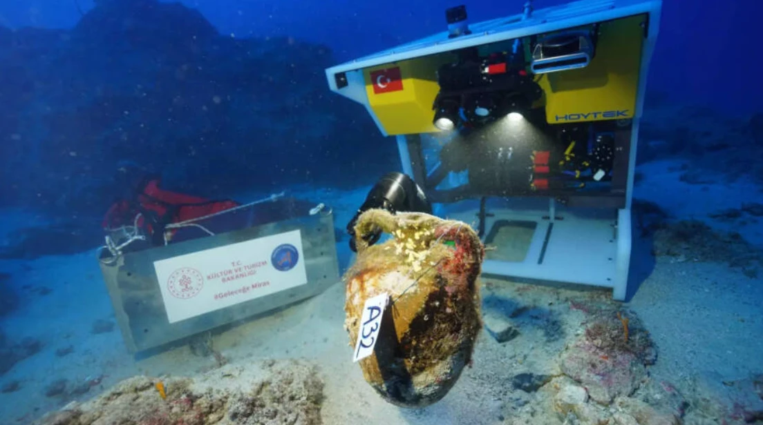 Phát hiện tàu đắm 1.100 năm chứa dầu ô liu ở Thổ Nhĩ Kỳ