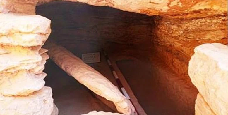 Vén màn bí ẩn phòng chôn cất 35 xác ướp Ai Cập 