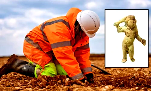 Khai quật tượng thần tình yêu La Mã cổ đại lộ chi tiết lạ