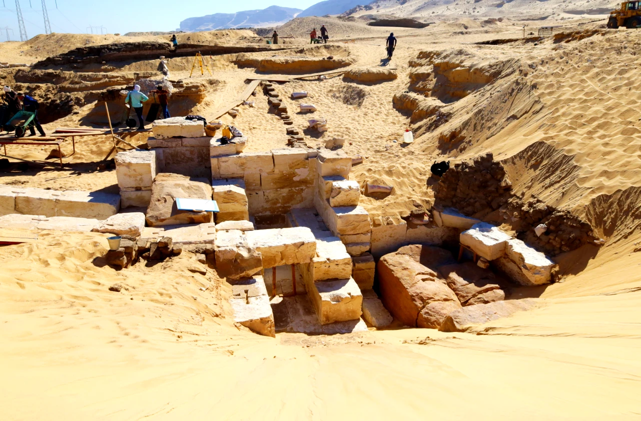 Chấn động lăng mộ cổ Ai Cập được phát hiện sâu 7 mét dưới đất