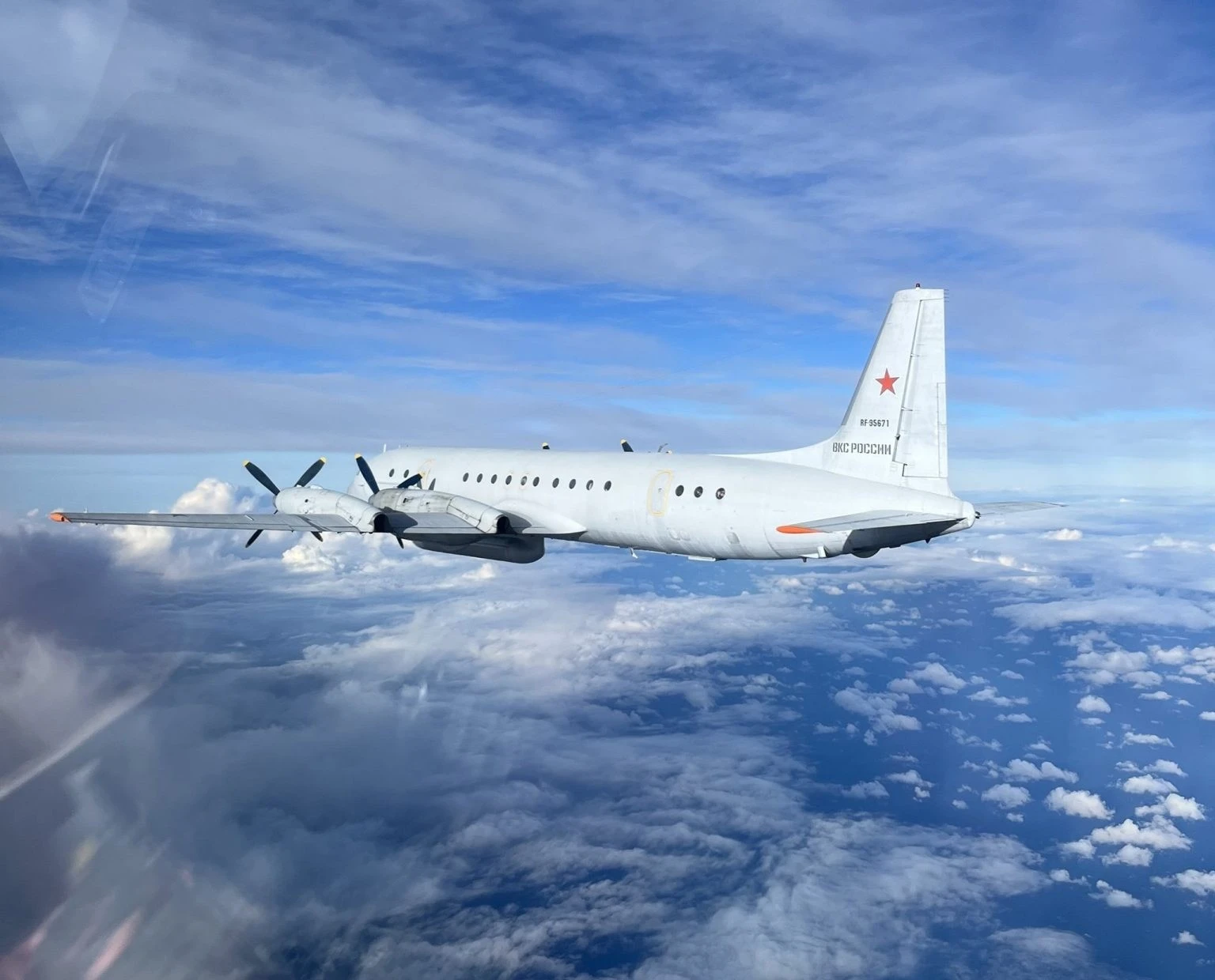 Biển Baltic nóng lên, Ba Lan chặn máy bay trinh sát Nga