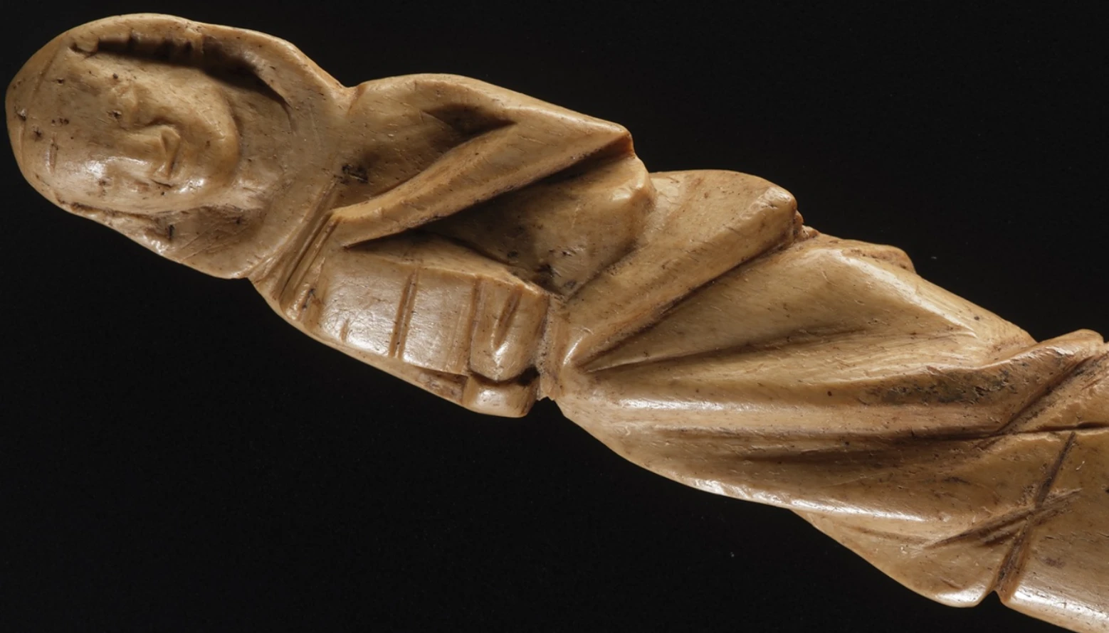 Lần đầu tìm thấy mẫu vật tạo kiểu tóc Thời Trung Cổ