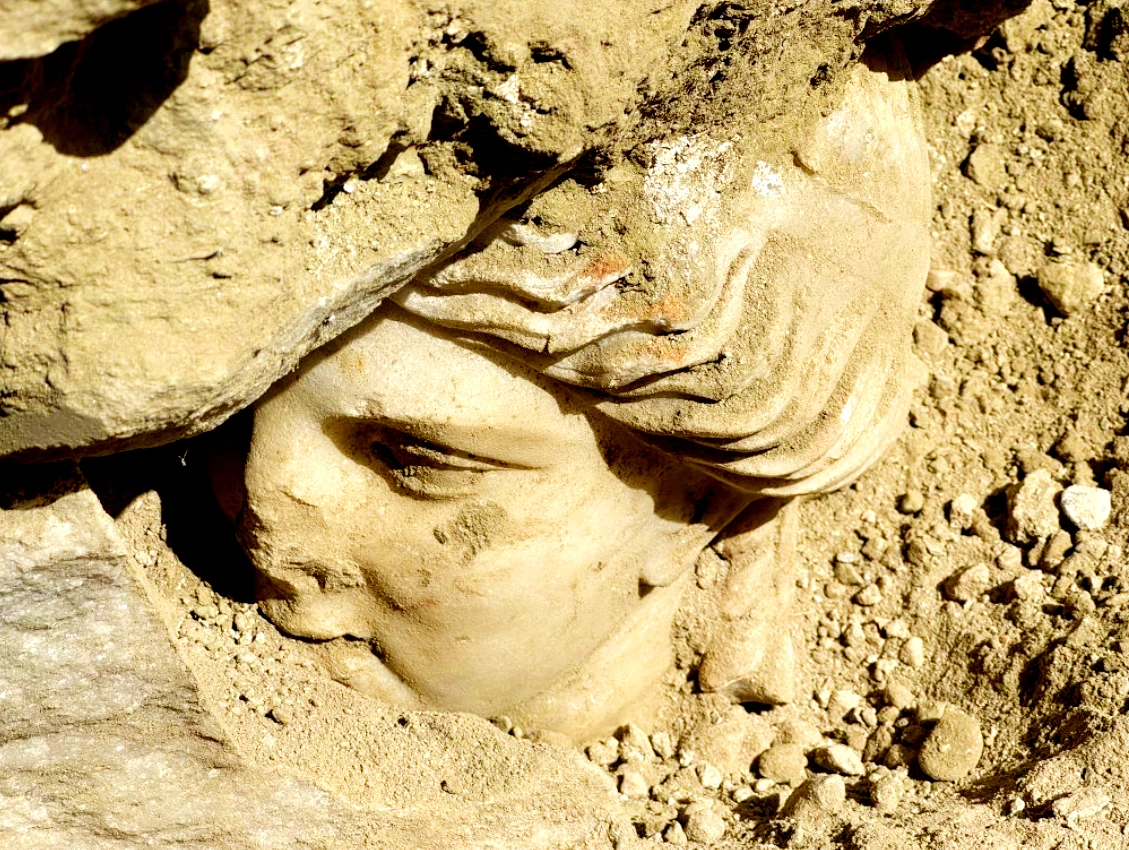 Đầu tượng Hygieia hé lộ bí ẩn nữ thần sức khỏe Hy Lạp