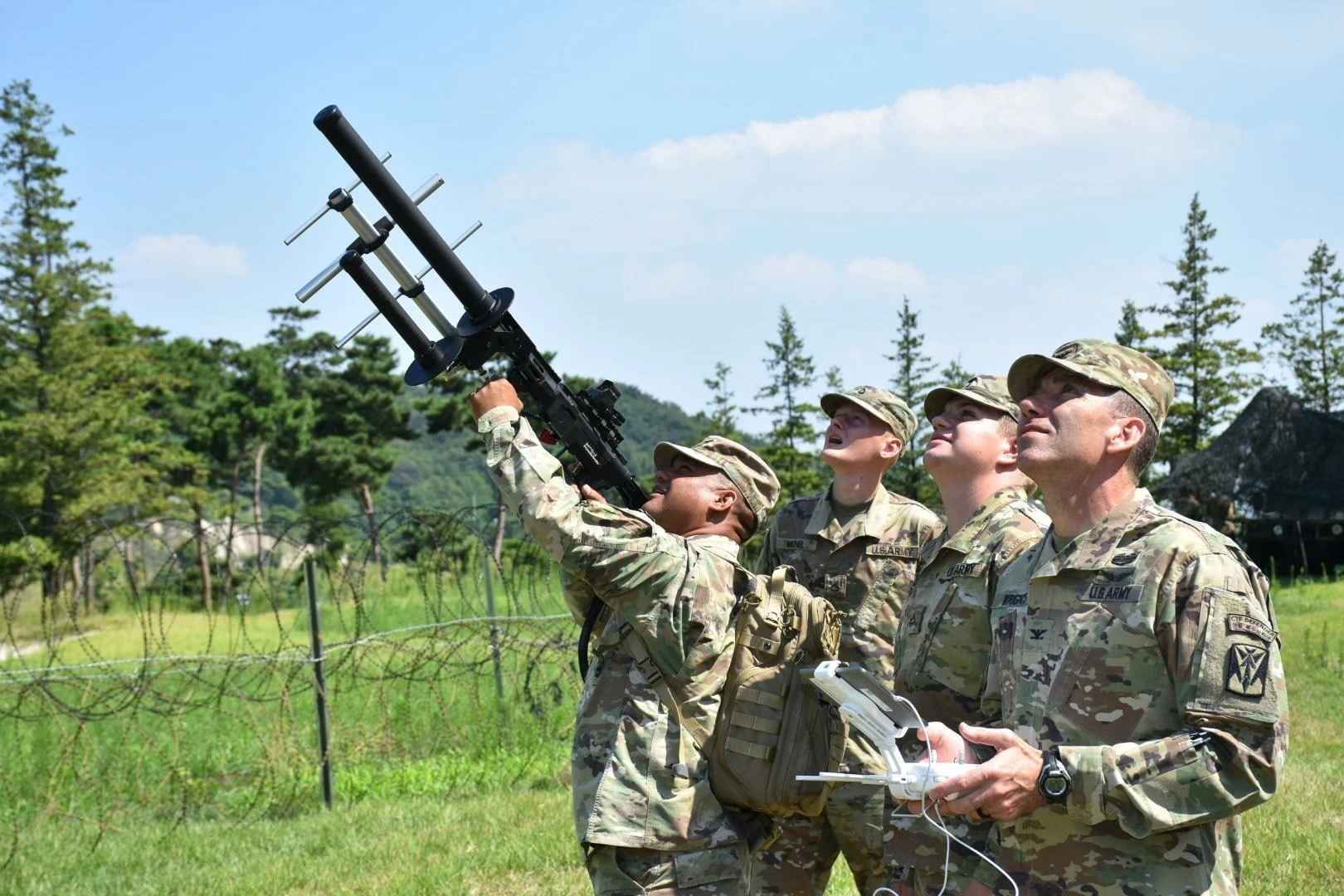 Lầu Năm Góc lập lực lượng đặc nhiệm bí mật đối phó UAV