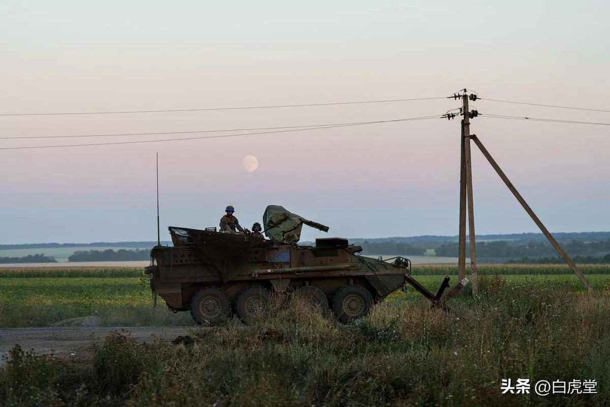 . Do đó, Kiev dường như đang cố gắng truyền tải thông điệp rằng, RFAF đang gặp khó khăn trong việc tiến quân. Tuy nhiên, xét theo dữ liệu của các nhóm nghiên cứu Ukraine, RFAF không chỉ đang tiến quân, mà tốc độ tiến quân dường như đang tăng tốc.