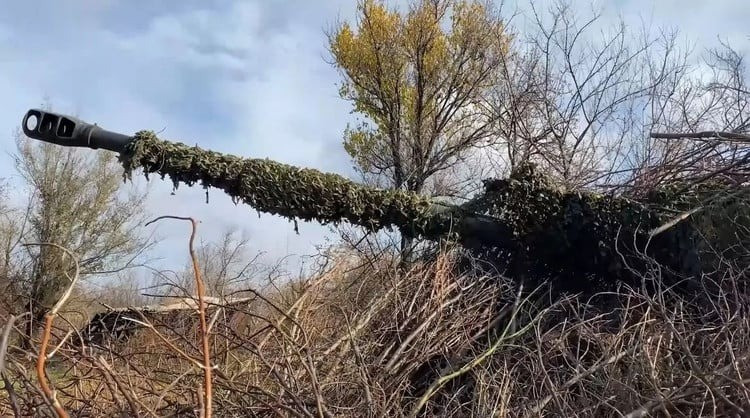 Khả năng giành quyền kiểm soát hai ngôi làng quan trọng trong thời gian ngắn của RFAF, cho thấy công tác chuẩn bị kỹ lưỡng và đánh giá chính xác tình hình chiến trường. Hơn nữa, cuộc tiến công của RFAF không phải là hoạt động đột biến, mà rất bài bản, tuân thủ kế hoạch đã định trước, phản ánh cấu trúc chỉ huy mạnh mẽ và trình độ chiến đấu cao của họ.