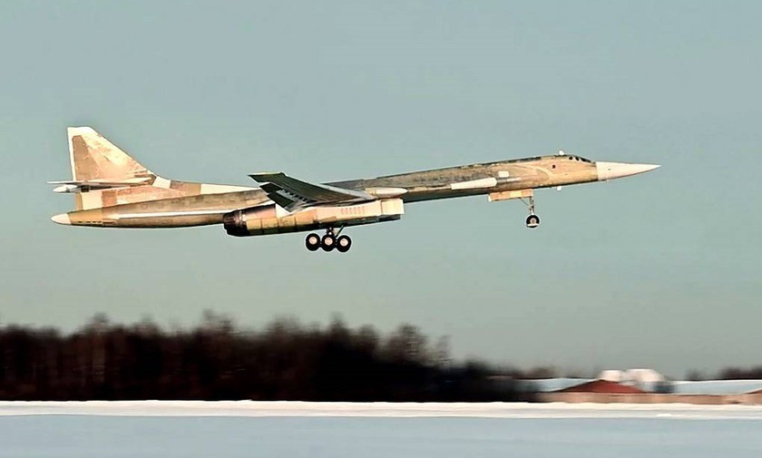 Nhưng ngay cả khi Tu-160 không được tiếp tục sản xuất, thì tác động tới Nga cũng sẽ không đáng kể. Nhiệm vụ răn đe hạt nhân của máy bay ném bom chiến lược Nga, đó là phóng tên lửa hành trình hạt nhân vào Mỹ qua ngả Bắc Cực. Nhưng nhiệm vụ này, có thể được thay thế bằng tàu ngầm hạt nhân chiến lược và tên lửa liên lục địa trên đất liền.