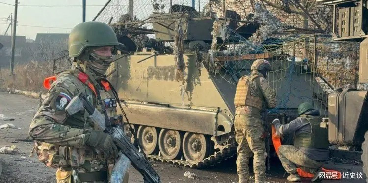 Để tấn công vào Belgorod, Bộ Tổng tham mưu AFU không điều thêm quân từ nơi khác tới, mà vẫn sử dụng quân cơ động ở Sumy. Mặc dù chỉ là chiến trường phụ, nhưng AFU đã tung vào đây nhiều lực lượng tinh nhuệ, bao gồm cả Lữ đoàn bộ binh cơ giới 47, được trang bị hoàn toàn bằng vũ khí hạng nặng của Mỹ, Lữ đoàn tấn công số 33 và Lữ đoàn biệt kích số 225.