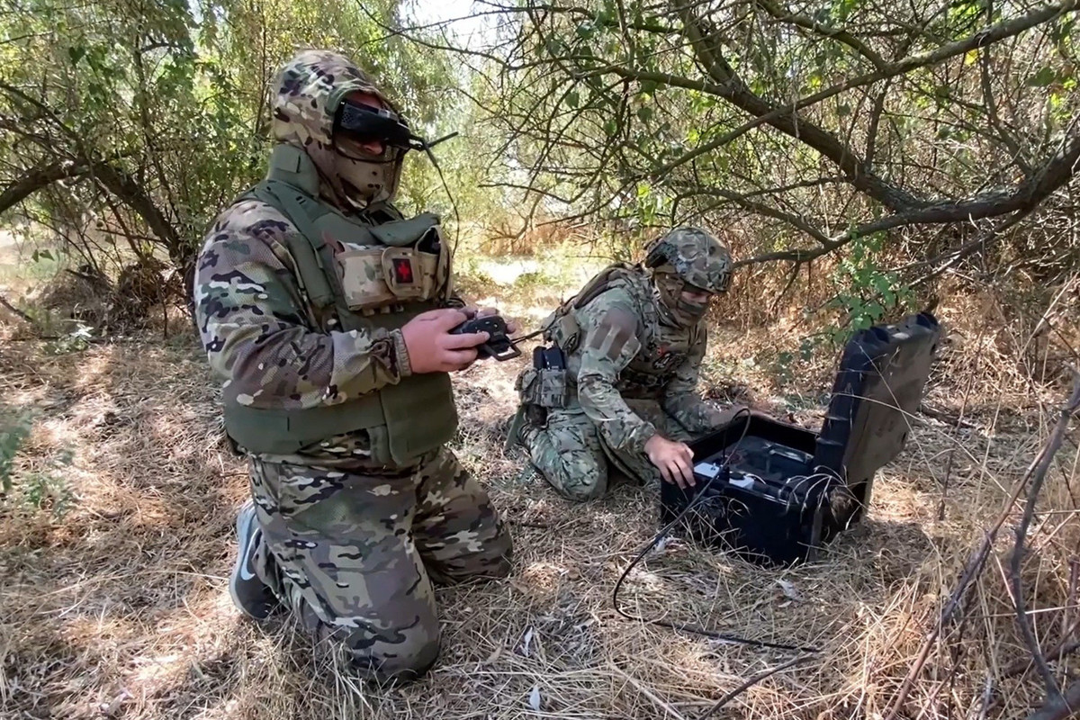 Các UAV trinh sát của Lữ đoàn Rubicon sau đó đã theo dõi và điều chỉnh việc phá hủy khu vực này theo thời gian thực. Nếu không có hoạt động trinh sát này, cuộc đột phá vào “mấu lồi Dobropillya” sẽ không thể thực hiện được.