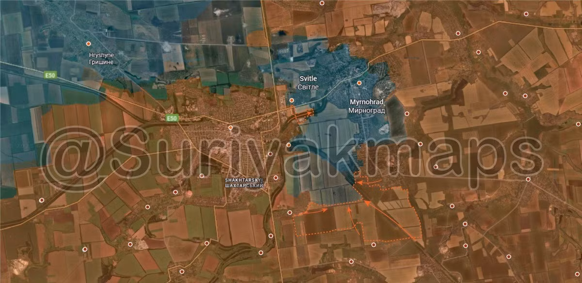 Trang Military Review của Nga cho biết, các đơn vị tấn công thuộc Cụm quân Trung tâm của Quân đội Nga (RFAF), đã đạt được những tiến triển đáng kể ở phía nam khu đô thị Myrnohrad và quận Zapadnyi của thành phố Pokrovsk. Quân đội Ukraine (AFU) đang phải rút lui dưới áp lực về phía trung tâm khu đô thị Pokrovsk và không thể thoát khỏi vòng vây.