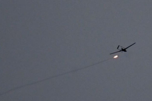 Cuộc không kích của Nga diễn ra trong bối cảnh Ukraine tăng cường các cuộc tấn công bằng UAV nhằm vào Moscow và nhiều khu vực khác của Nga trong tuần qua. Bộ Quốc phòng Nga cho biết, trong 3 ngày qua, tổng cộng 788 UAV và 12 tên lửa đã bị đánh chặn trong không phận Nga. Riêng trong đêm vừa qua, thêm 104 UAV khác bị bắn hạ, theo cập nhật sáng 24/5.