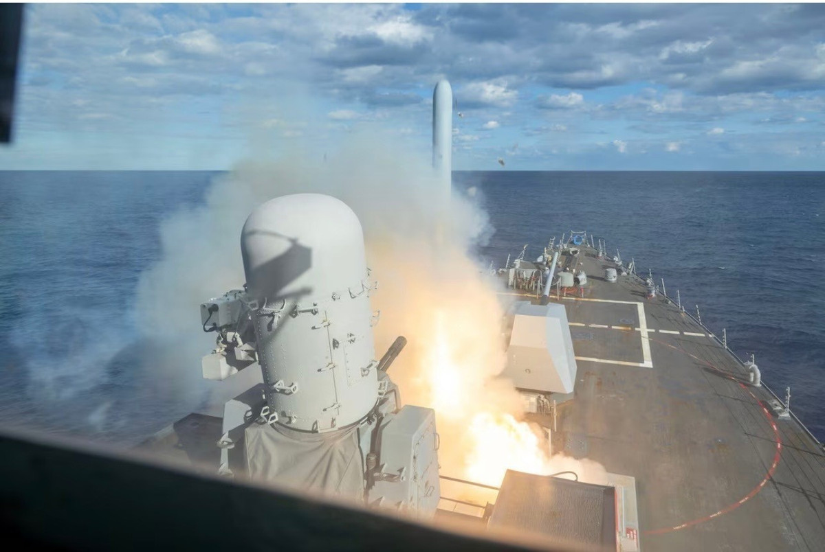 Ngày càng nhiều đồng minh của ông Trump, tin rằng việc phát động chiến tranh chống lại Iran mà không có sự chấp thuận của Quốc hội là sai lầm. Đảng Cộng hòa chỉ ra rằng, một cuộc chiến kéo dài có sự tham gia của Mỹ không bao giờ phục vụ lợi ích của Mỹ.