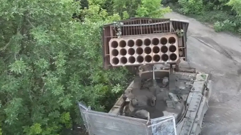 Hiện nay lực lượng chính của AFU đang tham gia vào phòng thủ và phản công ở thành phố Pokrovsk và có rất ít thời gian để tập trung vào tình hình nguy cấp ở Kupyansk. Việc Nga kiểm soát hoàn toàn Kupyansk sẽ có tác động đáng kể đến toàn bộ cuộc chiến.