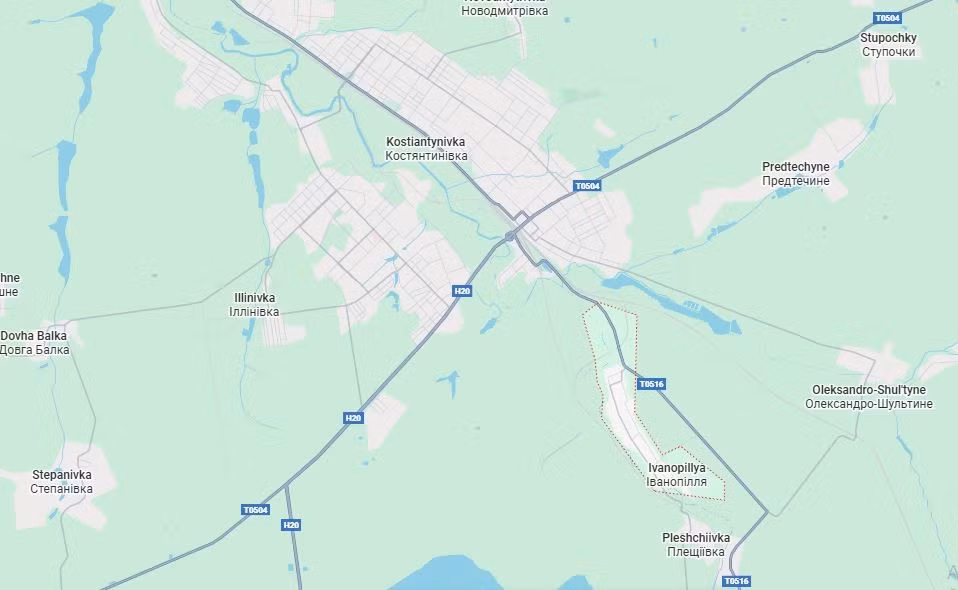 Khu định cư Ivanopillya (dân số khoảng 1.460 người trước chiến tranh) trải dài hơn 3km dọc theo bờ phải sông Krivoy Torets, kéo dài từ ngôi làng nhỏ Plescheevka, đến tận vùng ngoại ô phía nam Konstantinovka. Như vậy RFAF có thêm một đầu cầu nữa để xâm nhập trực tiếp vào thành phố.