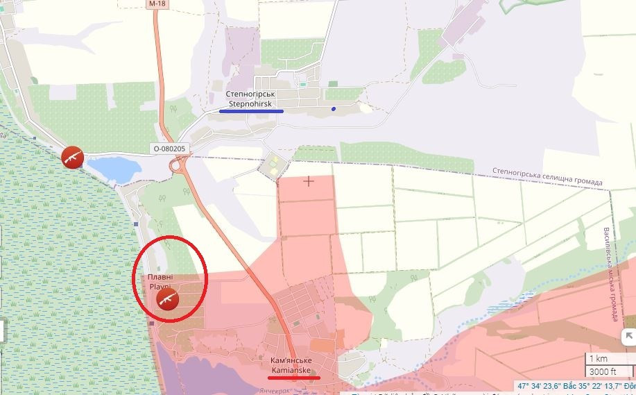 Giá trị chiến thuật của việc RFAF kiểm soát làng Plavni, đó là con đường cao tốc M18 Melitopol – Zaporizhzhia, đi qua phía đông ngôi làng. Và phía đông làng Plavni, là ngôi làng Stepnogorsk, một trong những khu vực mà quân đội Nga và Ukraine giành giật quyết liệt trong thời gian qua.