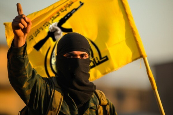 Mặc dù những máy chiếc UAV này không có gì “quá ghê gớm”, nhưng chúng rẻ và có số lượng nhiều, và các hệ thống phòng không dù hiện đại của Mỹ, đơn giản là rất khó chống lại chúng. Các căn cứ quân sự của Mỹ ở Syria đã từng bị tấn công như vậy và những lính Mỹ phải xuống hầm ẩn nấp, khi họ nghe thấy tiếng báo động vào giữa đêm.