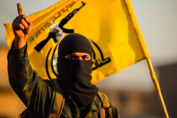 Mặc dù những máy chiếc UAV này không có gì “quá ghê gớm”, nhưng chúng rẻ và có số lượng nhiều, và các hệ thống phòng không dù hiện đại của Mỹ, đơn giản là rất khó chống lại chúng. Các căn cứ quân sự của Mỹ ở Syria đã từng bị tấn công như vậy và những lính Mỹ phải xuống hầm ẩn nấp, khi họ nghe thấy tiếng báo động vào giữa đêm.