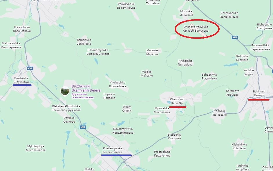 Như vậy, cuộc tấn công vào Kostiantynivka đang diễn ra từ nhiều hướng. Bên cạnh việc tiến sâu vào thành phố ở một số khu vực, các hoạt động tấn công ở hai bên sườn cũng đã được nối lại. Hơn nữa, Cụm quân phía Nam RFAF đã phát động một cuộc tấn công ở khu vực Orekhovo-Vasilevka. Theo thông tin hiện tại từ phía AFU, quân Nga đã tiến sâu vào làng và chiếm được phần trung tâm cũng như các cứ điểm lân cận.