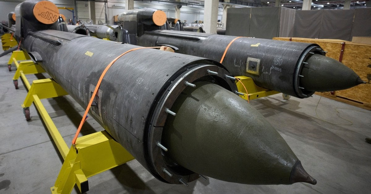 Do vậy, việc làm thực tiễn nhất của Kiev để giải quyết vũ khí tấn công tầm xa lúc này, chính là tự lực phát triển tên lửa hành trình tầm xa riêng của mình. Do đó, có những thông tin cho rằng, Ukraine sẽ trả đũa cho thất bại trước đó, bằng cách phát triển và mở rộng sản xuất vũ khí tầm xa nội địa, có khả năng tấn công Moscow!