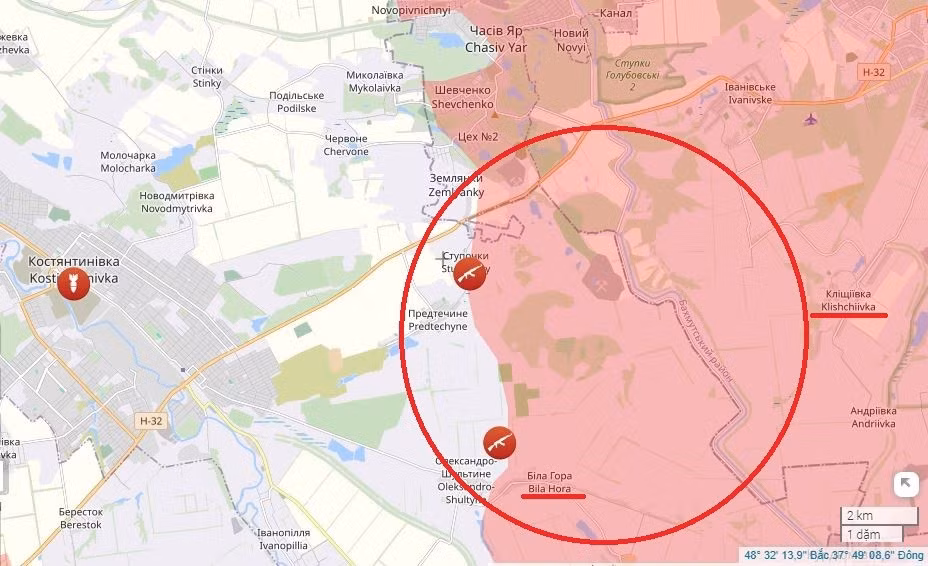 Theo bản tin của Viện nghiên cứu chiến tranh Mỹ (ISW), cuộc tiến công của các đơn vị thuộc Cụm quân phương Nam RFAF về phía tây, dọc theo đường cao tốc N-32 được đánh giá là đáng kể. Ngoài ra, sau khi quân Ukraine rút khỏi khu vực phía tây kênh đào Seversky Donets-Donbass (thuộc khu vực Kleshcheyevka), quân Nga đã kiểm soát một khu vực rừng khá rộng ở phía bắc Bila Gora.