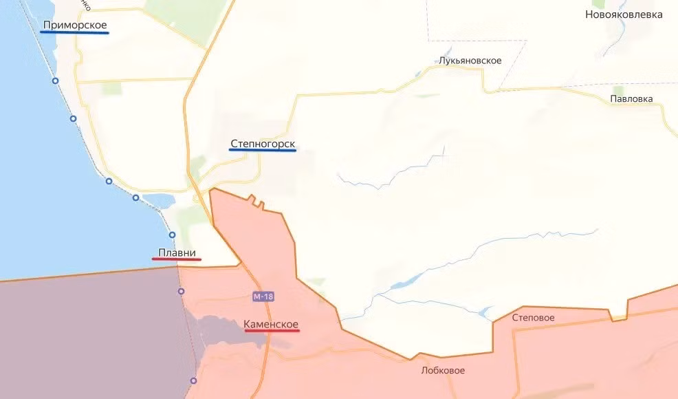 Quân đội Nga (RFAF) tiếp tục chiếm đóng các vị trí ở khu vực phía bắc tỉnh Zaporizhzhia. Trong ngày hôm nay, Cụm quân Dniper RFAF đã tiến quân dọc theo bờ trái sông Dnieper, kiểm soát ngôi làng Plavni, nằm trên bờ hồ Kakhovka, theo hướng Stepnogorsk.