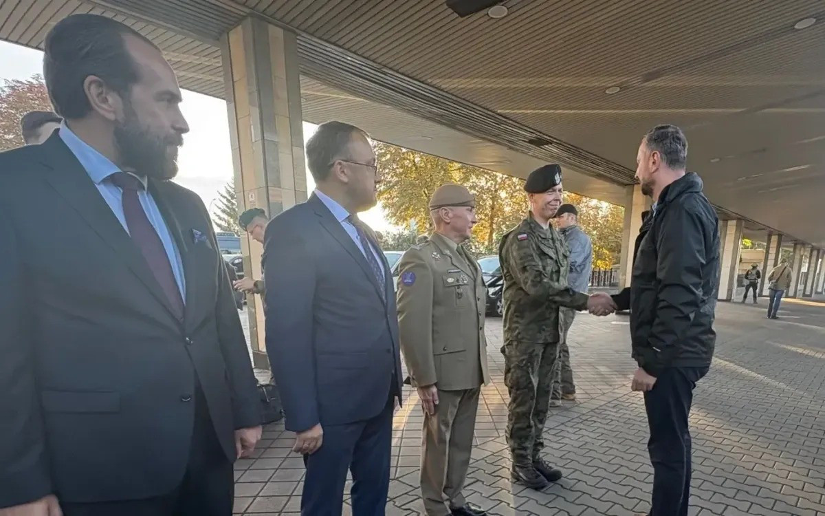 View - Sương mù chiến tranh ở Pokrovsk và thông tin trái chiều giữa Nga và Ukraine | Báo Tri thức và Cuộc sống - TIN TỨC PHỔ BIẾN KIẾN THỨC 24H