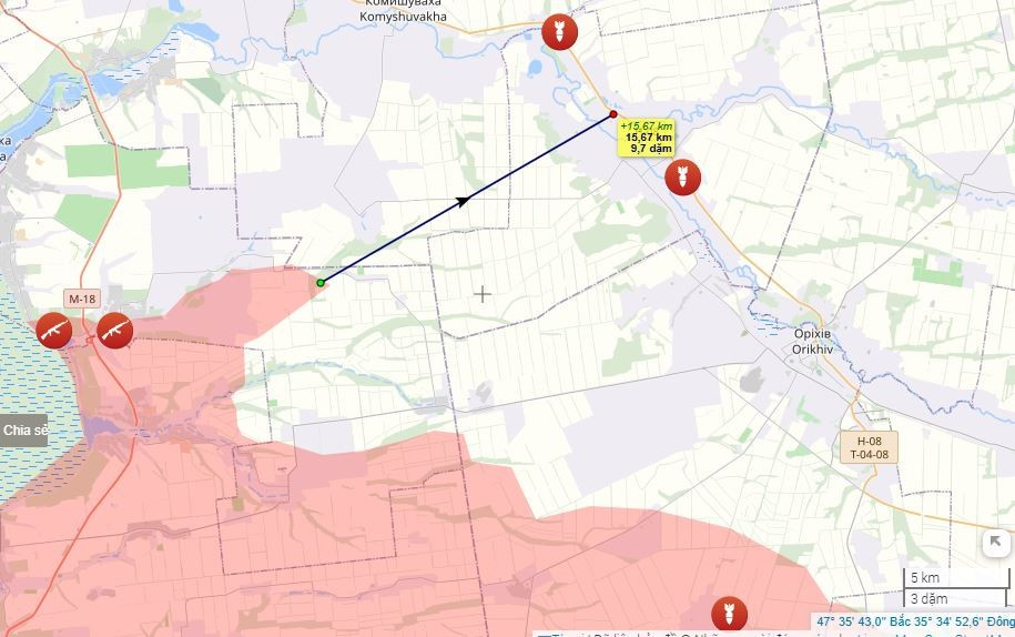 Hơn nữa, tiến về Yurkovka từ đây có thể giúp kiểm soát đường cao tốc H-08, một tuyến đường tiếp tế chính cho lực lượng Ukraine ở Orekhiv. Kiểm soát tuyến đường tiếp tế này sẽ tương đương với việc bóp nghẹt quân phòng thủ Ukraine, tạo ra một vòng vây sâu rộng đối với khu vực phòng thủ Orekhiv, và đẩy lực lượng Ukraine vào tình thế tuyệt vọng.