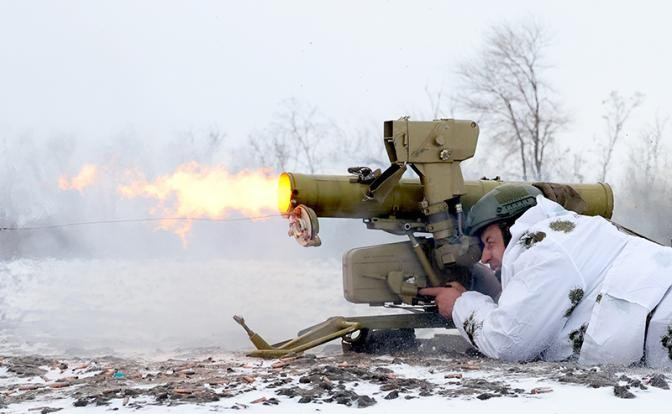 Sự tiến công của Nga chắc chắn đặt ra mối đe dọa nghiêm trọng đối với những huyết mạch này. Nếu RFAF kiểm soát các tuyến đường này, nhóm quân Ukraine tại Orekhiv sẽ bị cô lập và bất lực, khả năng phòng thủ của họ sẽ bị suy yếu đáng kể.