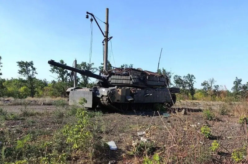 Sau tháng 9/2024, xe tăng Abrams của AFU bắt đầu hiếm khi xuất hiện trên chiến trường, vì cũng không còn xe tăng để xuất hiện. Vào ngày 1/9/2024, một chiếc M1A1 Abrams bị bắn hỏng, đã bị người Nga thu giữ gần Avdiivka cùng với một chiếc Leopard 2A6 của Đức.