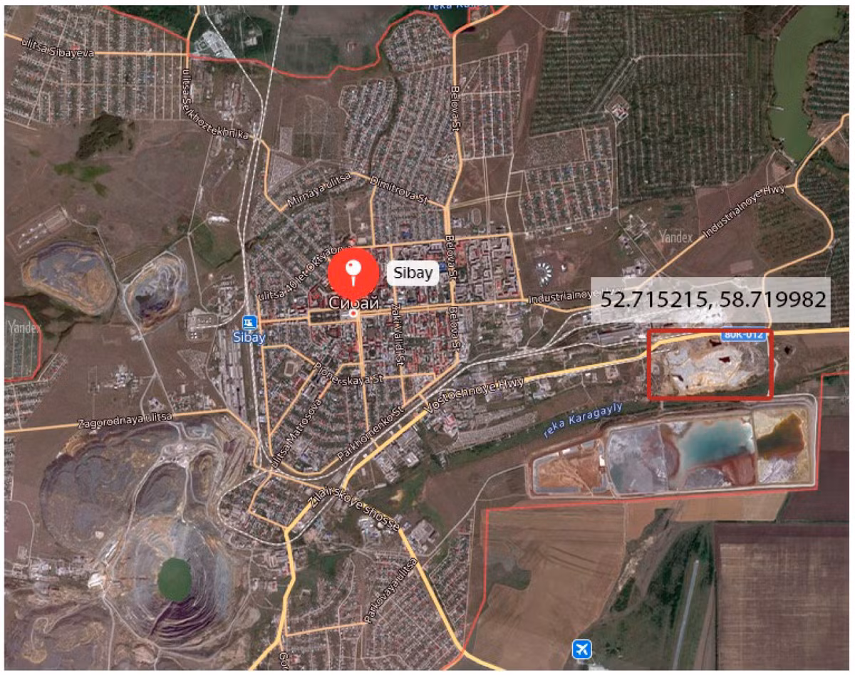 Nhà máy vật liệu chịu lửa là khu vực cốt lõi trong tuyến phòng thủ của AFU tại Chasov Yar. Bãi thải khoáng sản là một điểm cao có giá trị chiến thuật quan trọng trong khu vực này. Nếu quân Nga chiếm được bãi thải khoáng sản, sẽ giống như đứng trên mái nhà, nhìn xuống toàn bộ sân vườn của ngôi nhà.