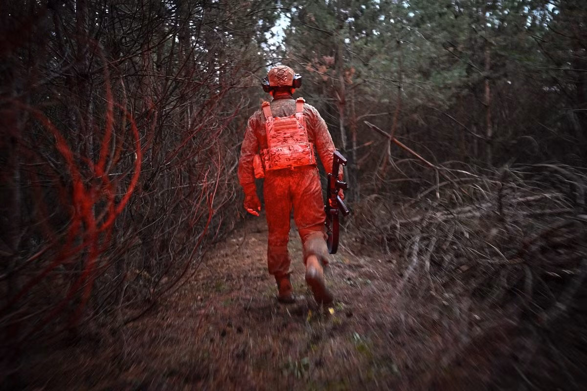 Vào tháng 8 năm 2024, hai lính bắn tỉa thuộc Lữ đoàn Tấn công số 3 của AFU, đã bám trụ chiến đấu trên nóc một nhà ga xe lửa trong 14 giờ, thu hút hỏa lực của ba khẩu đội pháo binh Nga và câu giờ quan trọng để quân Ukraine sơ tán.