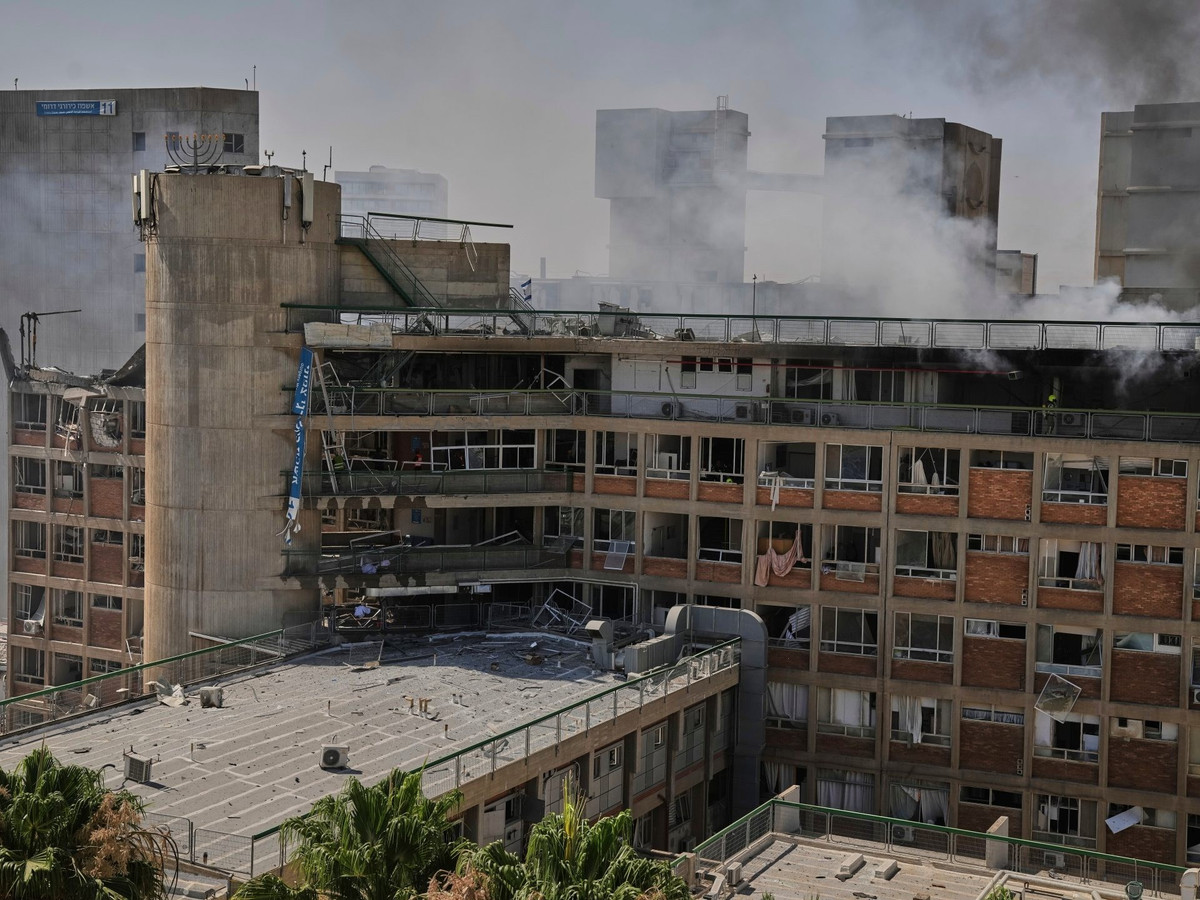 Các tổ máy chính đã bị phá hủy, khiến Tel Aviv rơi vào tình trạng mất điện hoàn toàn: bệnh viện đóng cửa, thang máy trong các tòa nhà cao tầng ngừng hoạt động, thông tin liên lạc bị gián đoạn, các cửa hàng đóng cửa, và toàn bộ hoạt động của thành phố đứng trước nguy cơ tê liệt.