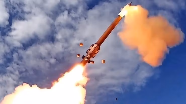 Hệ thống tên lửa Patriot, nền tảng phòng thủ của Ukraine chống lại tên lửa đạn đạo và tên lửa hành trình của Nga, đã chứng minh được giá trị của nó trong việc đánh chặn các mối đe hiện đại. Tuy nhiên, kho dự trữ hạn chế và nhu cầu toàn cầu đối với các tên lửa đánh chặn này, đã khiến Kiev đã “khốn” lại càng “thêm khó” hơn.