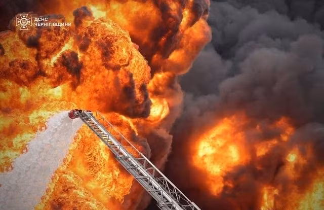 Tiếp đến vào ngày 12 tháng 11, tên lửa đạn đạo Iskander của Nga đã tấn công căn cứ tàu mặt nước không người lái của hải quân AFU tại cảng Kilya ở Odessa, và một vị trí do Cục Biên phòng Nhà nước Ukraine kiểm soát trên sông Prova.