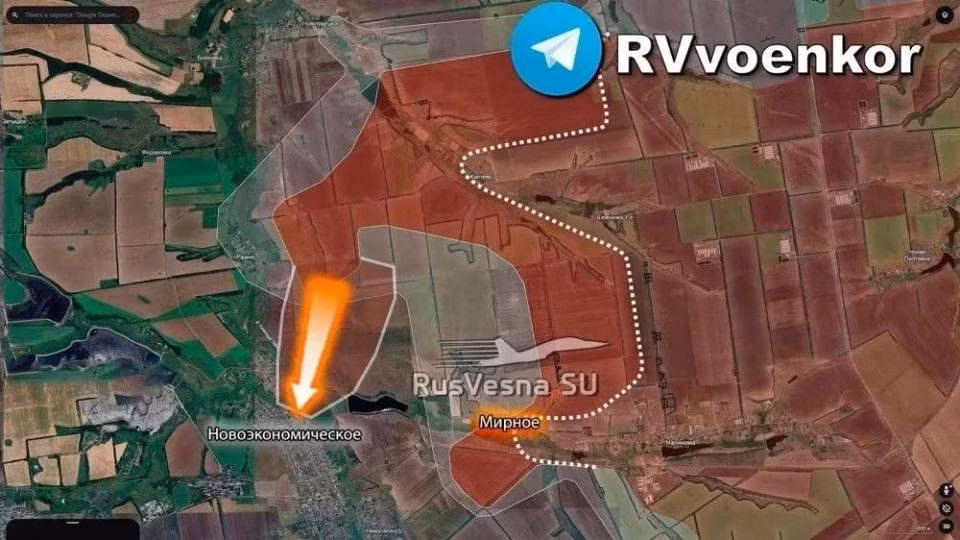 Trên hướng thành phố Pokrovsk, Cụm quân Trung tâm RFAF đã đạt được tiến triển đáng kể vào ngày 3/7, khi họ tiến 9 km về phía đông Pokrovsk, chiếm các làng như Koptjeve, Mirne và Novokonomichne, cũng như một khu vực rộng 8 km vuông gần Udachny phía tây Pokrovsk; củng cố phía tây Novomykolaivka, và quân tấn công tiến về phía bắc của khu định cư.