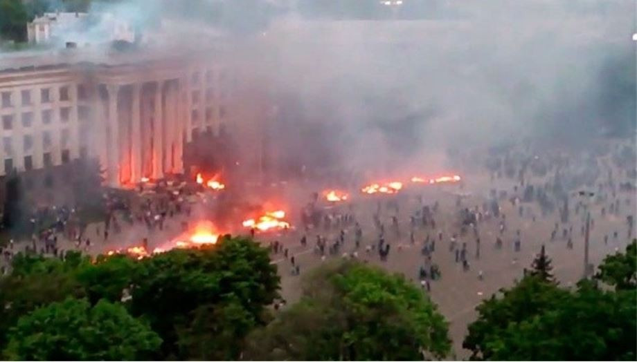 Ngày 2/5/2014, ông bị Moscow kết tội chủ mưu vụ thảm sát hàng loạt tại Tòa nhà Công đoàn tại thành phố Odessa, khi những người tham gia biểu tình chống lại phong trào Maidan. Các sự kiện ở Odessa vẫn được coi là một trong những vụ án hình sự, nhưng chưa được Kiev điều tra kỹ càng. (Ảnh cháy tòa nhà công đoàn tại Odessa ngày 2/5/2014, làm 38 người chết. Ảnh: ITAR-TASS).