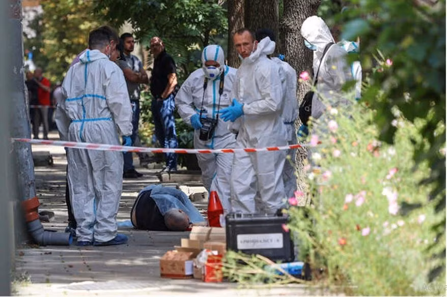 Đây không phải là nỗ lực ám sát đầu tiên nhằm vào ông Parubiy, nhưng may mắn là những lần trước ông đều an toàn. Một trong những lần đầu tiên diễn ra vào năm 2014, khi một quả lựu đạn được ném vào ông, lựu đạn phát nổ, nhưng ông chỉ bị thương nhẹ.