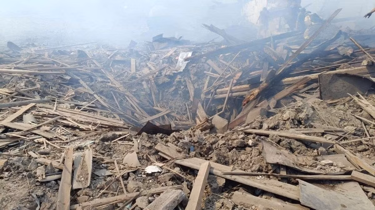 Cũng vào ngày 1/7, trên hướng mặt trận Zaporizhia, hai tên lửa đạn đạo chiến thuật Iskander-M của Nga, đã bắn trúng sở chỉ huy Lữ đoàn cơ giới số 110 của AFU tại thị trấn Gulya-Polye, tiêu diệt gần như toàn bộ sở chỉ huy của Lữ đoàn 110, với tổng số thương vong hơn 70 người.