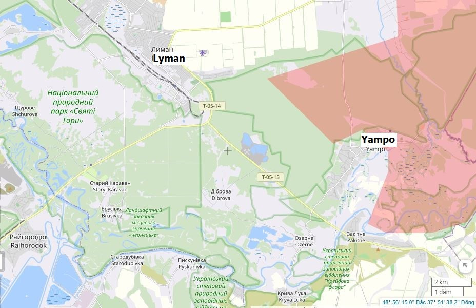 Xa hơn về phía nam, giao tranh vẫn tiếp diễn để giành các cứ điểm dọc theo trục đường quốc lộ Lyman-Yampol. Quân Nga đã kiểm soát hoàn toàn ngôi làng Yampol, khu vực rừng rậm phía nam làng, và một khu vực gần sông Seversky Donets.