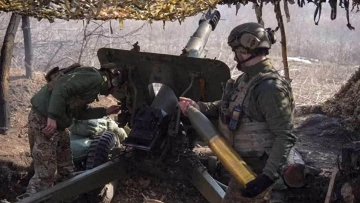  Hiện nay, Bộ Tổng tham mưu AFU gọi hướng Konstantinovka là một trong những hướng khó khăn nhất của chiến trường Ukraine, khi các mũi xung kích của RFAF đã tiếp cận vùng ngoại ô phía nam của thành phố, tương tự như ở thành phố Pokrovsk hiện nay.