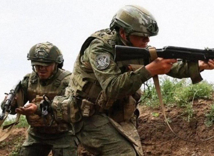 View - Quân đội Nga mở rộng bên sườn “mấu lồi” Dobropolye ở bắc Pokrovsk | Báo Tri thức và Cuộc sống - TIN TỨC PHỔ BIẾN KIẾN THỨC 24H