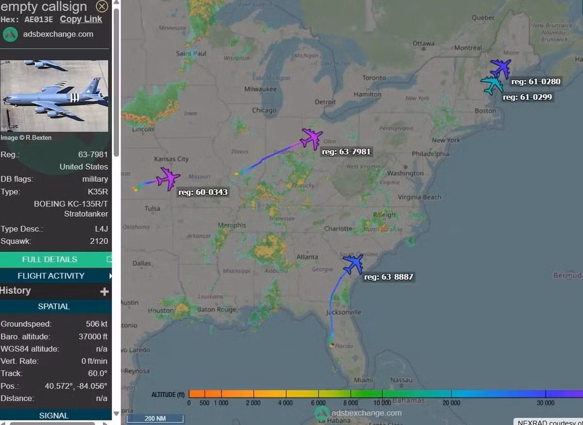 Hãng tin Sputnik của Nga đưa tin, có ít nhất bốn máy bay tiếp dầu Boeing KC-46A Pegasus của Không quân Mỹ, đã cất cánh từ Căn cứ Không quân Ramstein ở Đức. Chúng đang hướng đến Trung Đông. Vài giờ trước đó, năm máy bay tiếp dầu trên không khác đã cất cánh từ Mỹ.