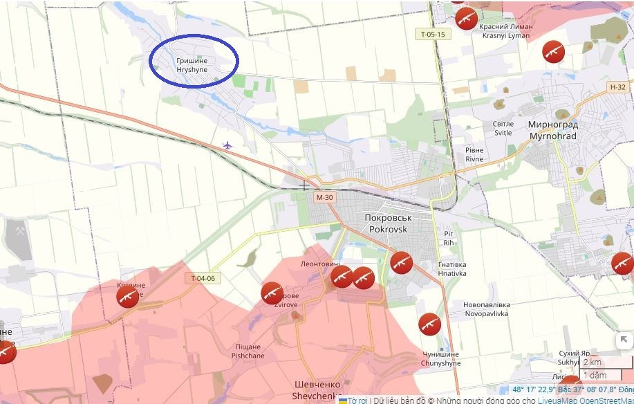  Hiện AFU đang cố gắng thiết lập các tuyến phòng thủ mới trong thành phố, hiện đang được bao phủ từ phía tây bắc. Chỉ huy AFU lo ngại rằng hệ thống phòng thủ của họ tại Pokrovsk sẽ hoàn toàn sụp đổ, nếu quân Nga chiếm được “chìa khóa” Grishino, khi ngôi làng này, nằm trên trục đường O0525, nối Pokrovsk với Pavlograd và Dnepr.