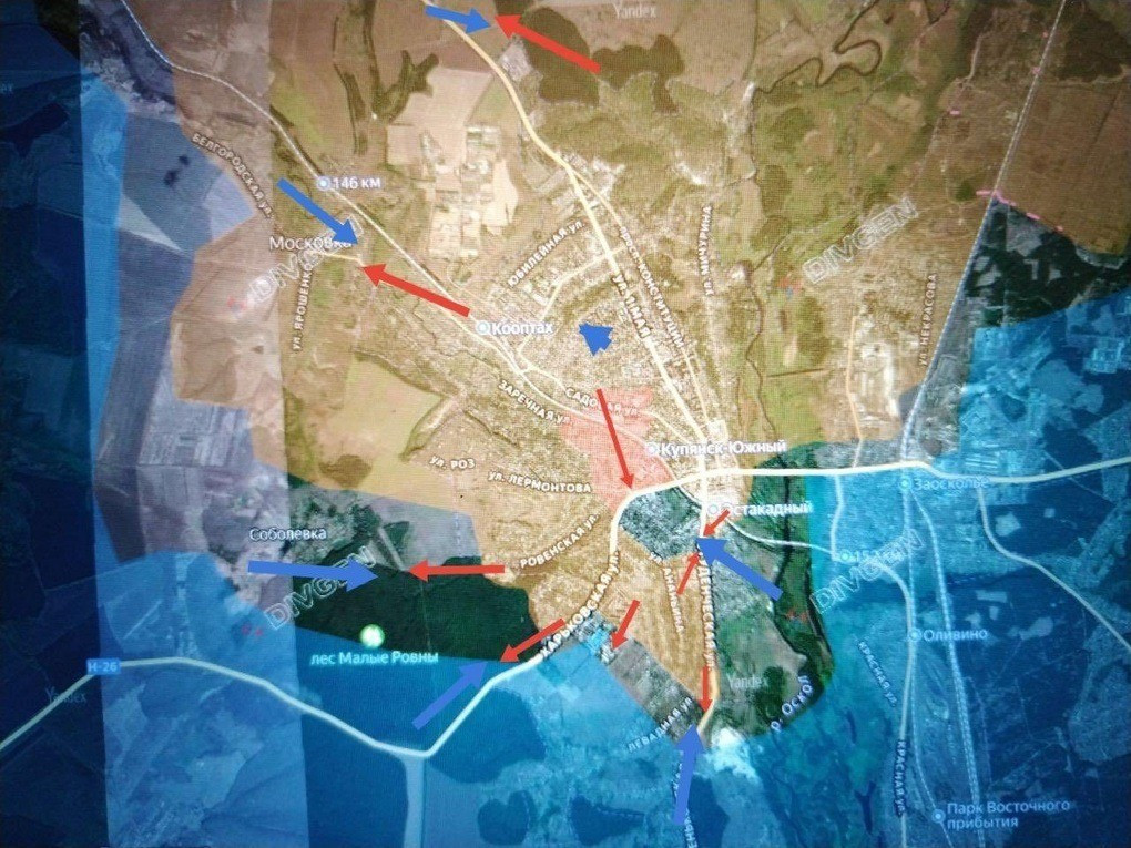 Kênh VoenkorKoteno cung cấp thêm chi tiết cho biết, giao tranh ác liệt vẫn tiếp diễn tại Kupyansk. Các đơn vị xung kích của Nga đã đẩy lùi quân Ukraine về phía bắc và tiến đến đại lộ Kuznechnaya. Bộ Tổng tham mưu AFU tiếp tục đưa quân dự bị vào và đang phản công gần trường Cao đẳng giao thông, cũng như các đường Sobolevka, Moskovka và Radkovka.