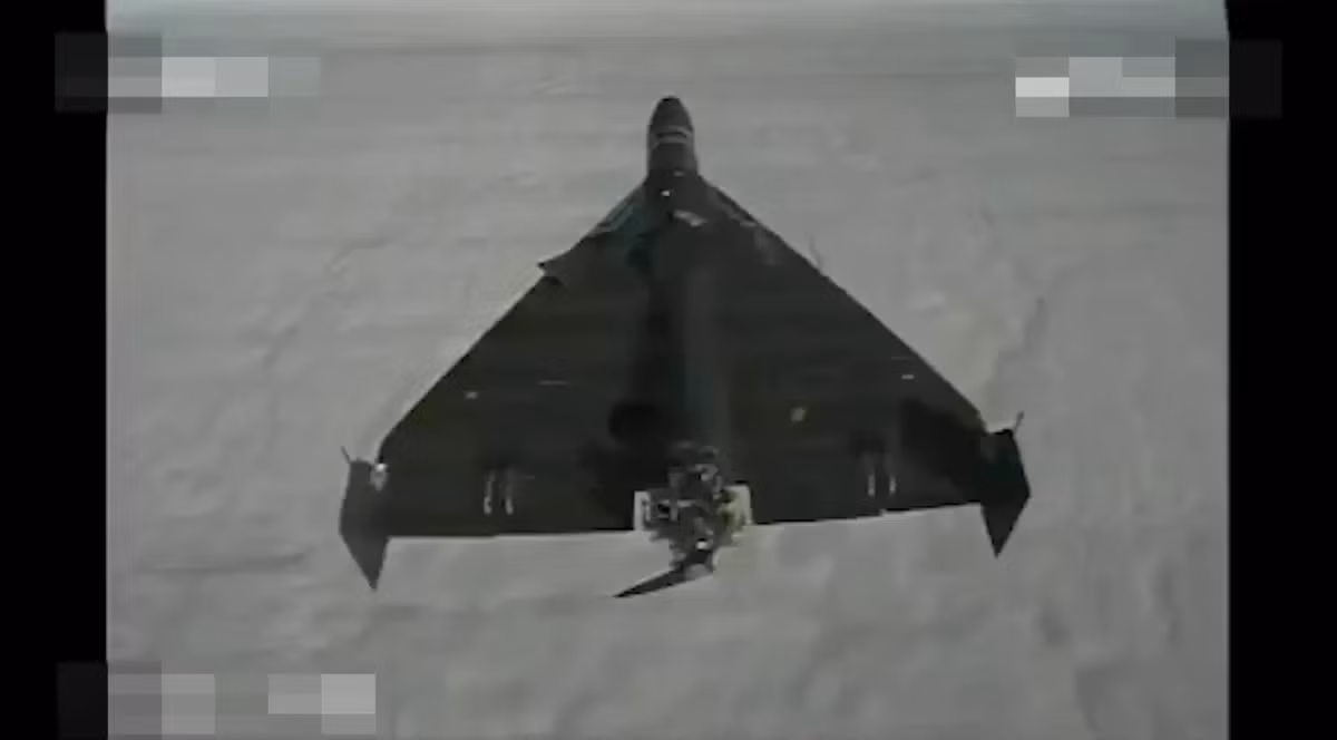 Nhưng khi Nga tung ra UAV sử dụng động cơ phản lực nhanh hơn, UAV đánh chặn của Ukraine lại trở nên quá chậm để đuổi kịp các UAV Nga đời mới. Một số nhà sản xuất Ukraine cho biết họ đã nâng cấp các UAV đánh chặn lên tốc độ khoảng 370km/h, tương đương tốc độ tối đa của Geran-3.